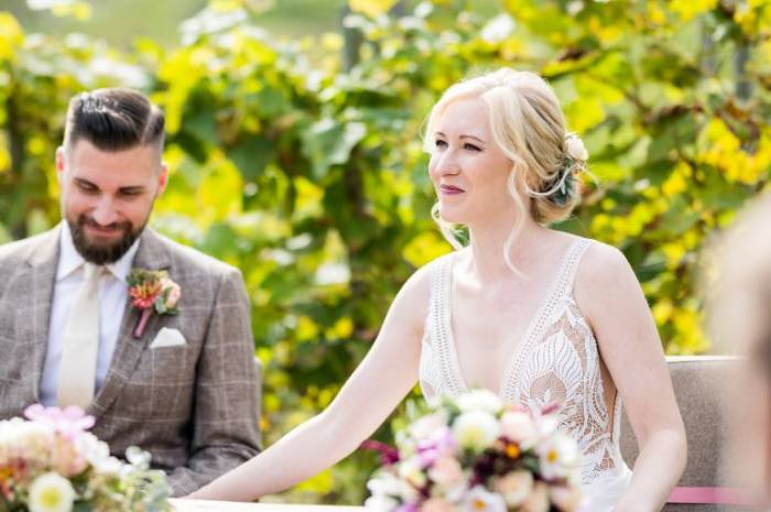 kleine-hochzeit-im-grnen-in-der-steiermark-im-weingarten-resort-unterlamm-loipersdorf