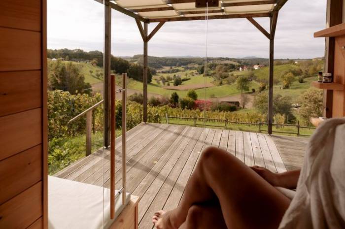 advent-auszeit-chalet-privater-sauna-weingarten-resort