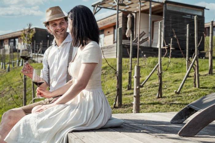 flitterwochen-suedoststeiermark-weingarten-resort