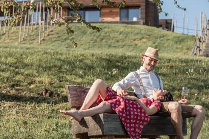 slow-travel-oesterreich-entschleunigter-urlaub-weingarten-resort