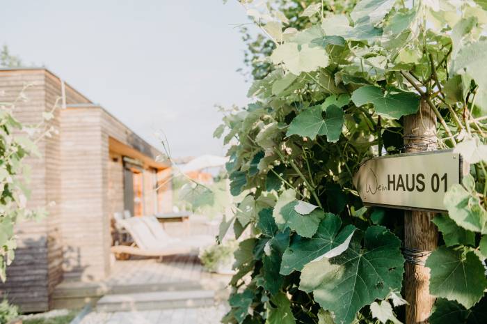 nachhaltige-unterkunft-steiermark-bio-natur-weingarten-resort