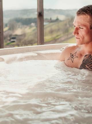 Wellnessurlaub ohne Auto Symbolfoto