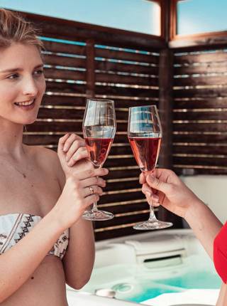 Wellness für Freundinnen: Erholung in der Südoststeiermark Symbolfoto