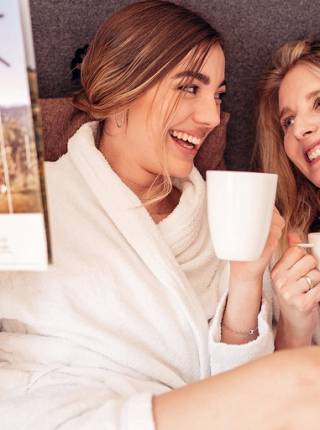 Erholung im Thermen- und Vulkanland: Wellness-Highlights in der Region Symbolfoto