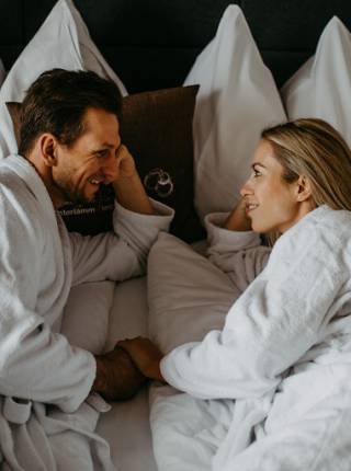 Adults Only Thermenurlaub in Österreich im Weingarten-Resort Symbolfoto