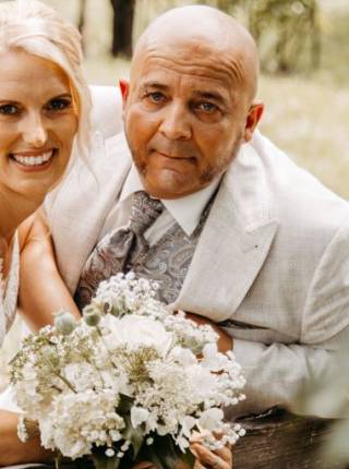 Kleine Frühlingshochzeit Symbolfoto