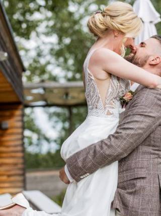 Hochzeitslocation in der Steiermark mit Gästezimmern – Exklusivität und Privatsphäre Symbolfoto