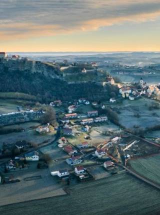 Winterwandern & Wellness: Warum lohnt sich ein Urlaub im Thermenland Steiermark gerade jetzt? Symbolfoto