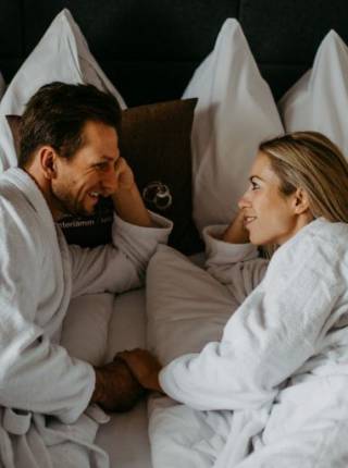 Hochzeitstag im Kuschelhotel Symbolfoto