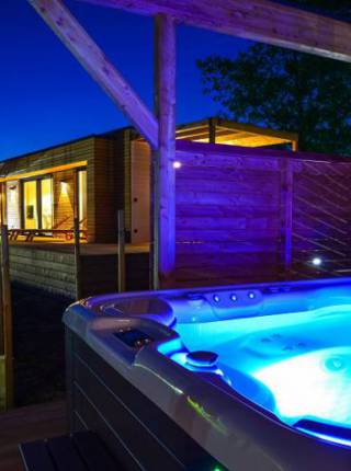 Kleines Wellnesshotel Steiermark? Warum Adults Only Chalets oft besser passen Symbolfoto