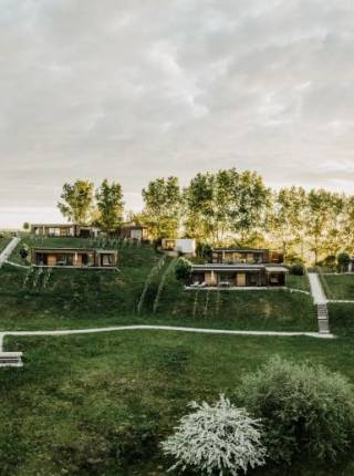 Übernachten nahe Riegersburg Adults Only – Hotel-Alternative mit Privatsphäre im Weingarten-Resort Unterlamm Symbolfoto