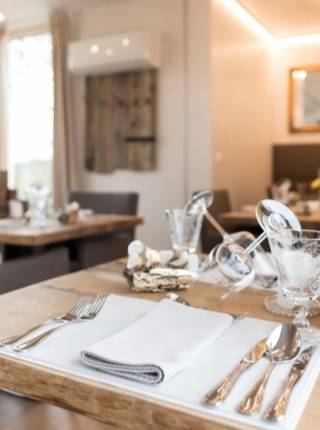 Weihnachtsfeier im kleinen Team in der Steiermark: exklusives Weihnachtsessen bis 10 Personen in der Speisemanufaktur Symbolfoto