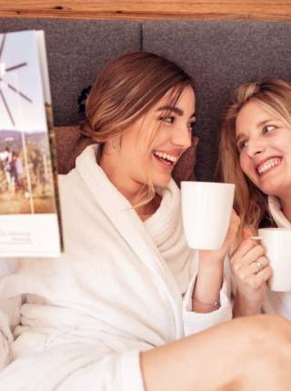 Urlaub mit der Schwester: Wellness Auszeit im Adults Only Chalet in der Steiermark Symbolfoto