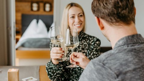 Warum ein Hotel in Österreich die perfekte Wahl für unvergessliche Flitterwochen ist, Bild 1/1