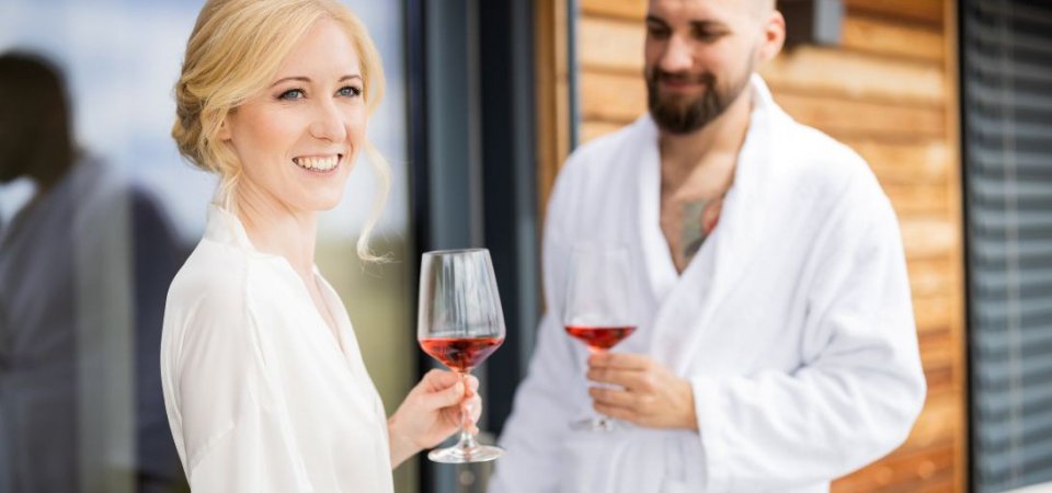 Romantische Flitterwochen in Österreich – So wird euer Honeymoon unvergesslich, Bild 1/1