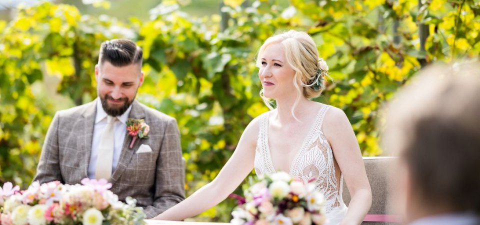 Kleine Hochzeit im Grünen, Bild 1/1