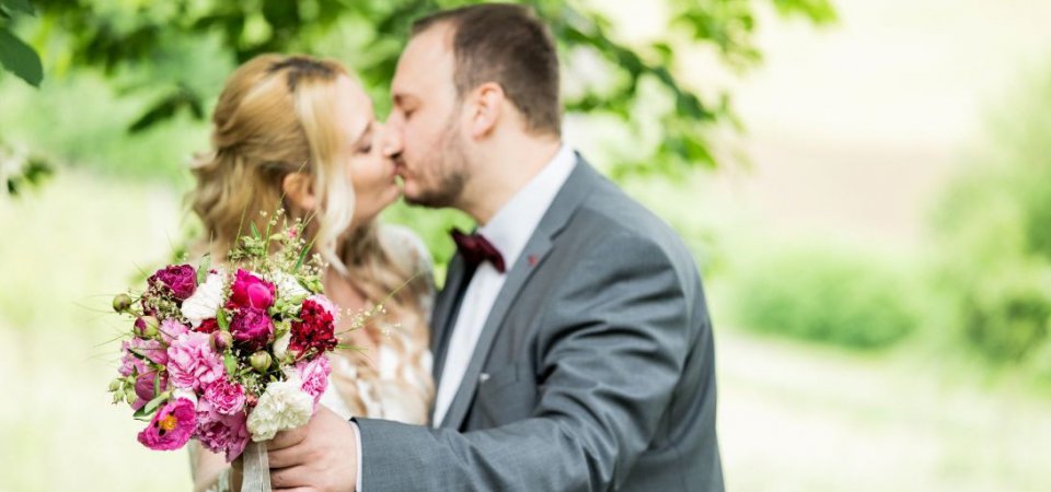 Wie plane ich eine kleine, intime Hochzeit ohne großen Stress?, Bild 1/1